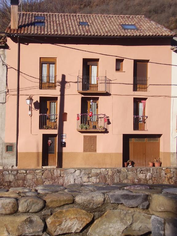 Apartmán Casa Magi Vilaller Pokoj fotografie